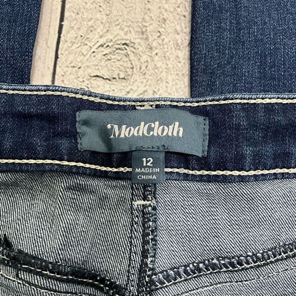 MODCLOTH Blanca Flared Jeans - Picture 3 of 5